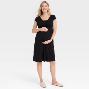 Isabel Maternity by Ingrid & Isabel Black Short Sleeve Nursing Maternity Dress